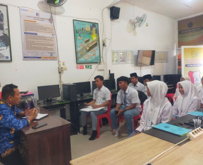Sembilan Siswa SMK Al-Asyari Ikuti Praktik Kerja Lapang di LPP Ifan Jaya School